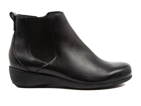 Ziera Shanghai Extra Wide Chelsea Boot (Women) - Black Leather Online Sale